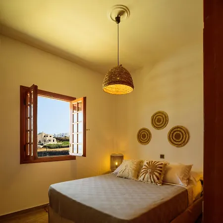 Terra Blanca Suites Imerovigli  Exterior photo